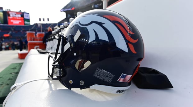 Broncos will wear new alternate white helmet in 2 games this season