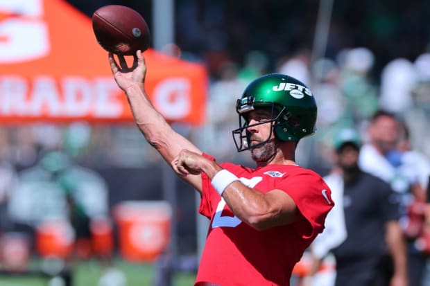 Robert Saleh names Zach Wilson as starting quarterback for New York Jets in  Pro Football Hall of Fame Game against Cleveland Browns - BVM Sports