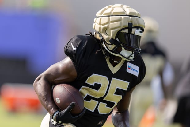 Kendre Miller Is Adapting To Saints Offense, Heat As Kamara Suspension Looms