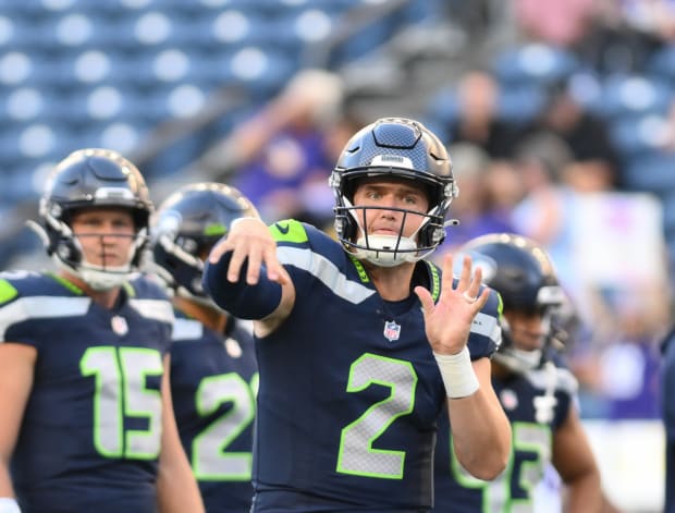 Backup QB Drew Lock impresses in preseason game for the Seahawks - BVM  Sports