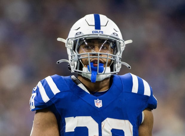 Indianapolis Colts allow RB Jonathan Taylor to seek trade 