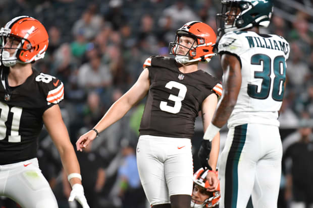 Who is Dustin Hopkins, the Browns' new kicker? 