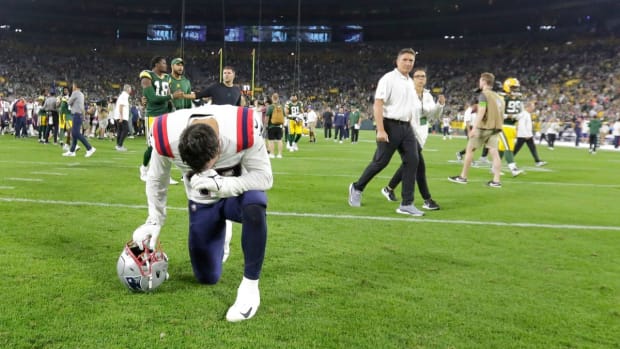 Patriots vs. Packers updates: Game ends early due to Bolden injury