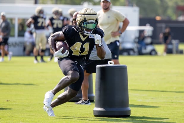 Alvin Kamara Viewed as Top-10 Running Back