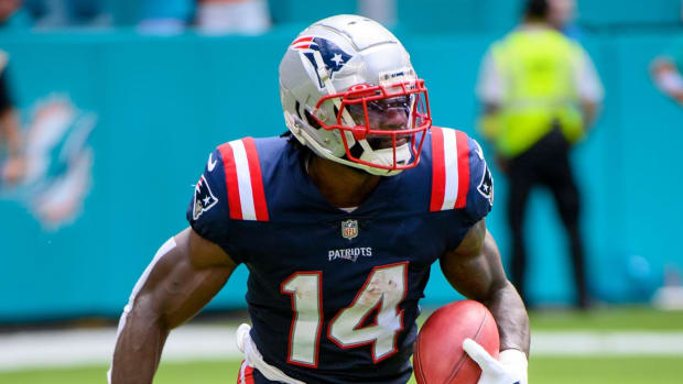 Patriots: Pierre Strong Jr. traded to Browns for Tyrone Wheatley Jr.