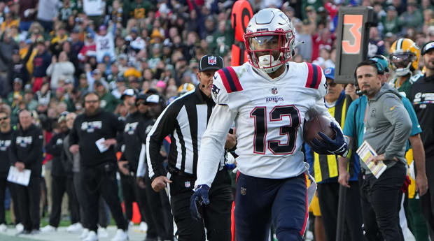 New England Patriots News: Mac Jones Injury? Jack Jones Charges Dropped & 9  NFL Free Agent Visits 