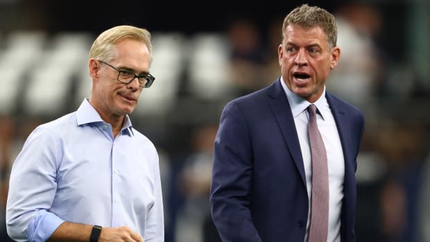 troy aikman: 2022 NFL schedule: Cowboys' Legend Troy Aikman to soon  announce dates - The Economic Times