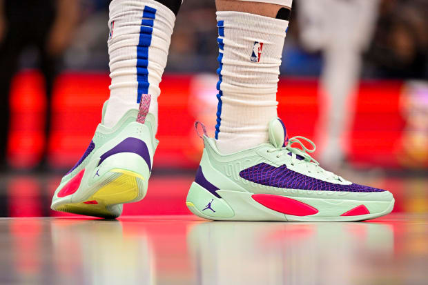 Luka Doncic Debuts New Colorway of Signature Jordan Shoes - Sports