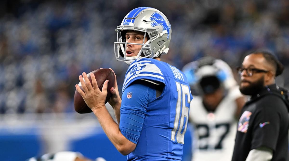 Week 11 Start 'Em, Sit 'Em Quarterback Trending News