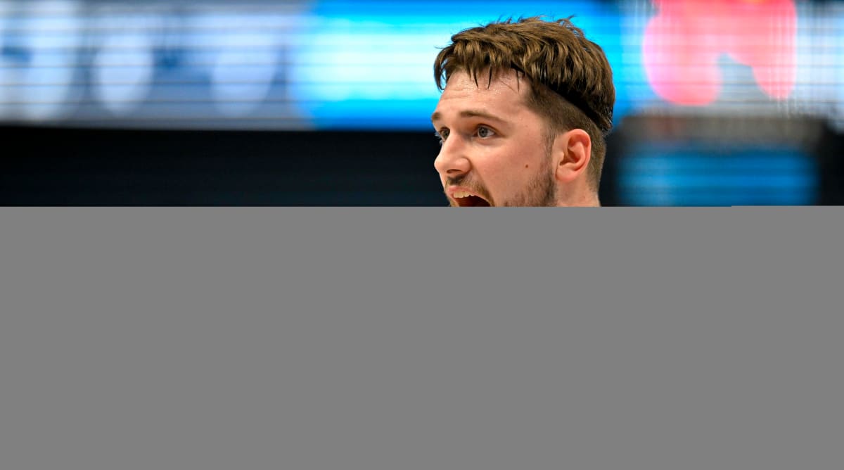 Luka Dončić Told Mavericks Coaches to Let Him Guard Karl-Anthony