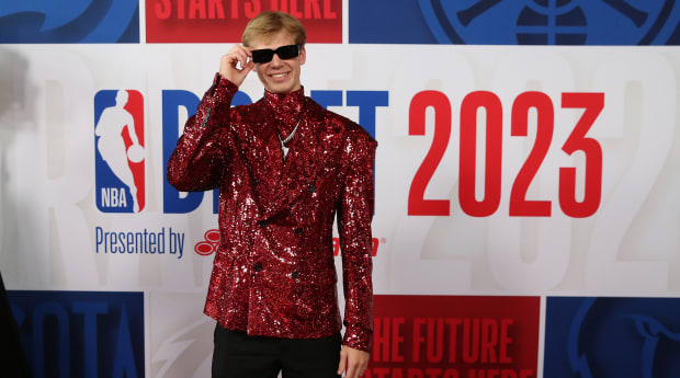 Scoot Henderson, Gradey Dick Turn Heads at NBA Draft With Audacious Suits