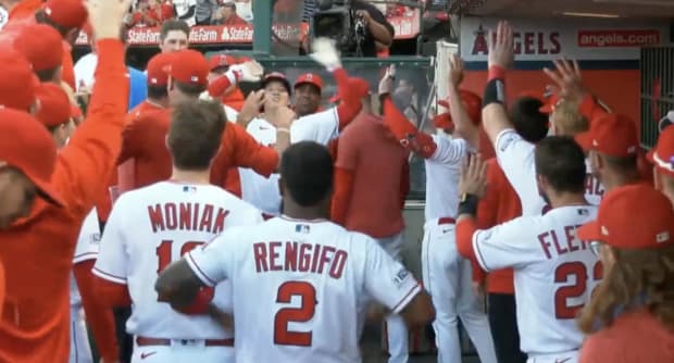 Shohei Ohtani Had a Really Smart Celebration After Crushing Home Run, And MLB Fans Loved It