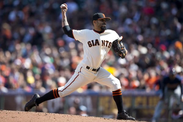 A giant farewell for Sergio Romo at Oracle Park