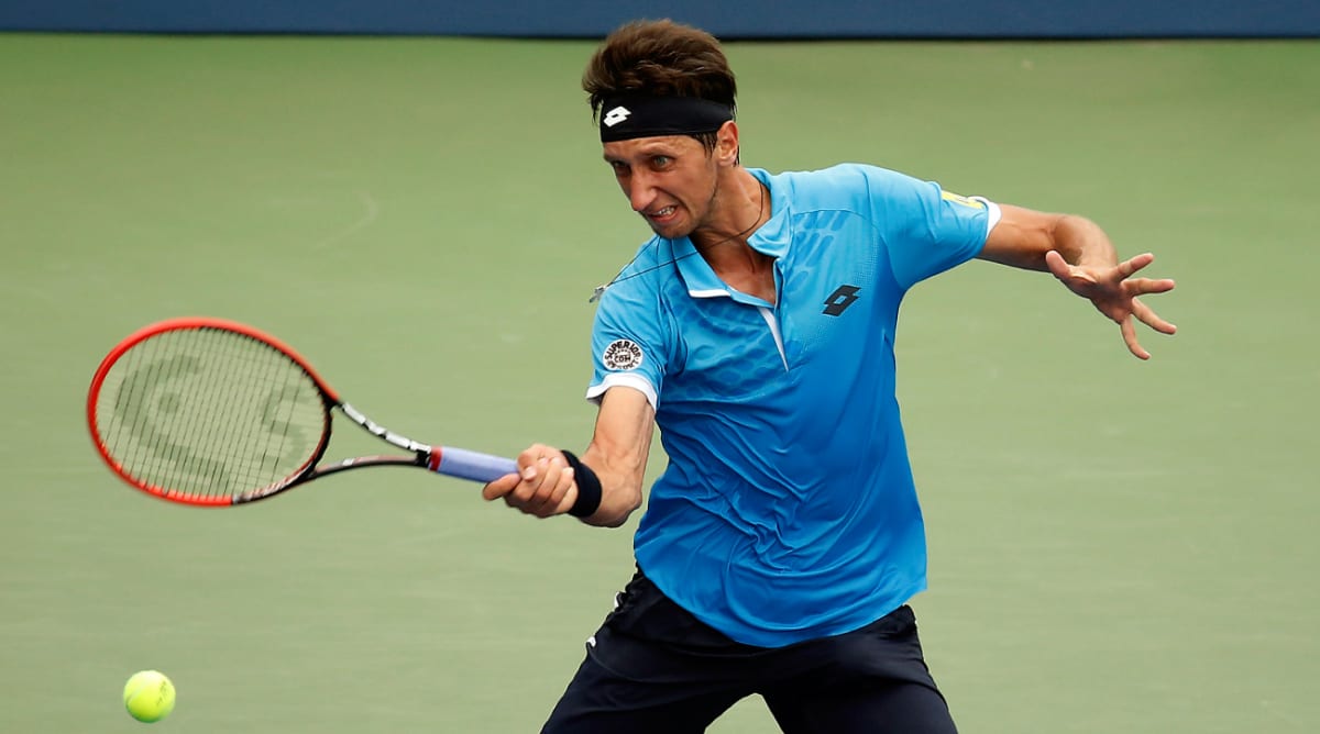 Ukrainian Tennis Player Sergiy Stakhovsky Leaves Family to Join Army