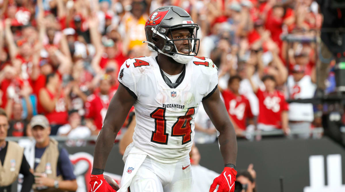 2022 Fantasy Football Week 14 Start 'Em Sit 'Em: Wide Receivers