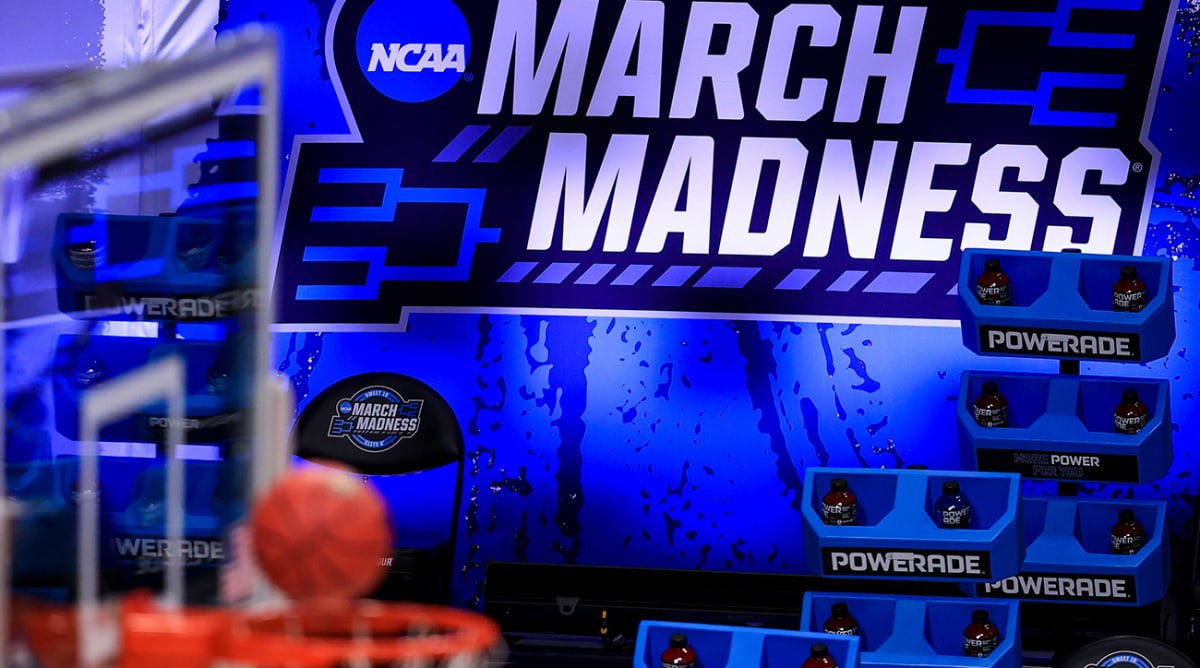 NCAA Bracket Cheat Sheets: Predictions for 2022 March Madness 