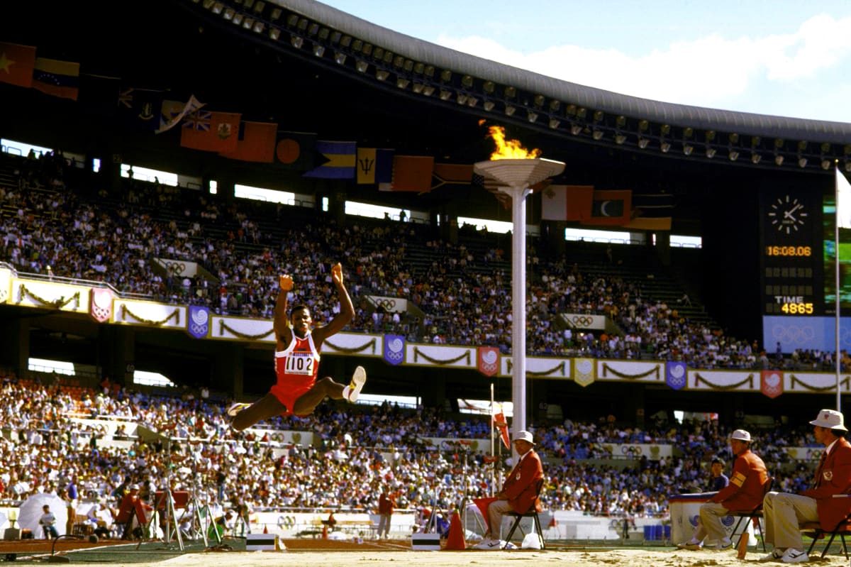 Sports Illustrated’s Greatest U.S. Summer Olympians in Photos