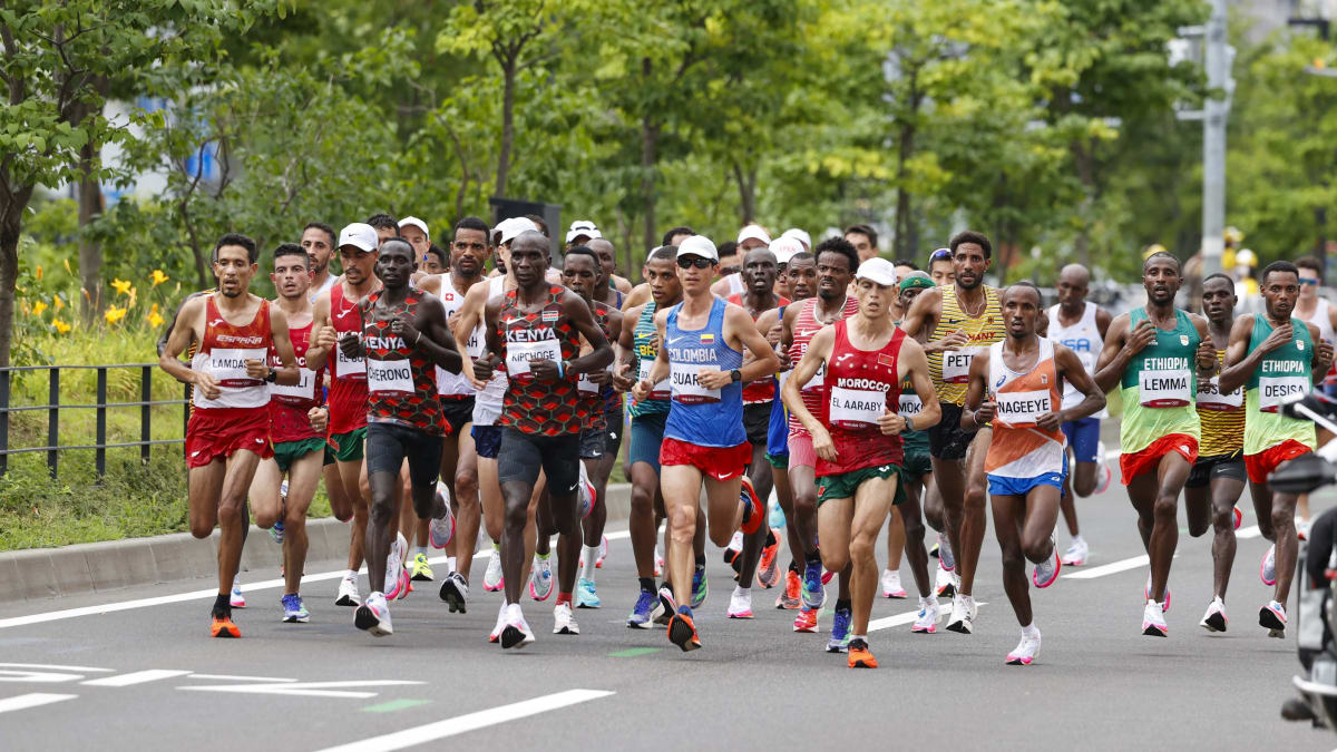 French Marathoner Morhad Amdouni Opens Up About Water Bottle ...