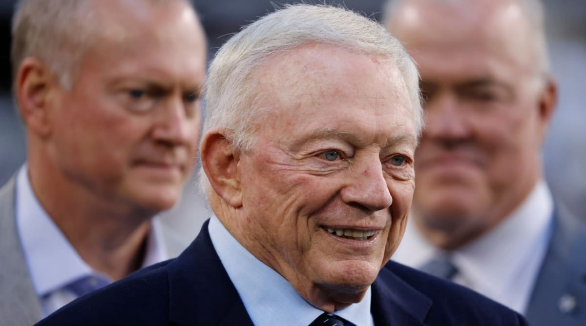 Jerry Jones on Dan Snyder selling Commanders: 'If he decided to