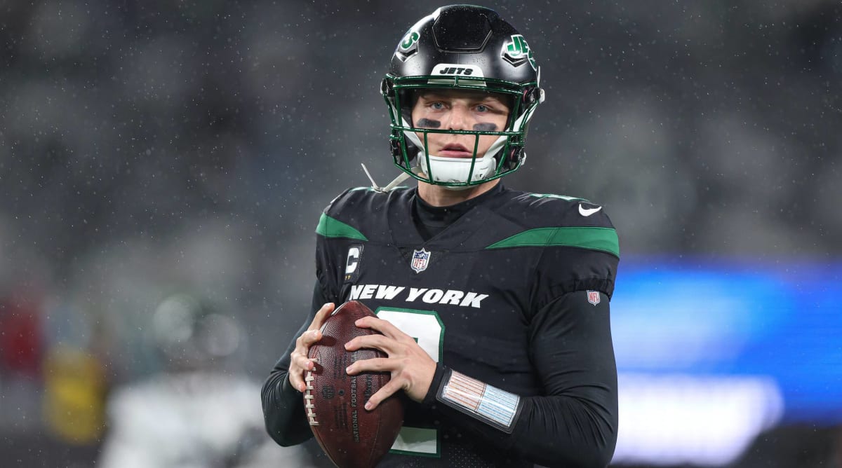 New York Jets: Comparing Mike White's first start to Zach Wilson