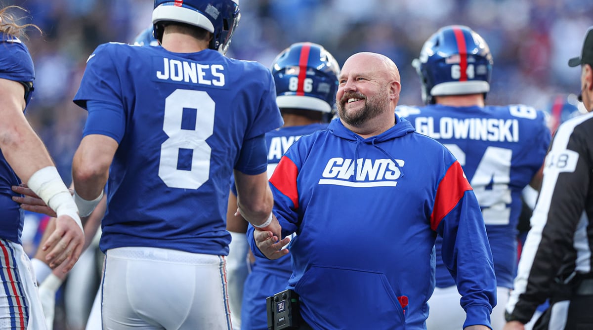 Giants' Brian Daboll wins NFL Coach of the Year award