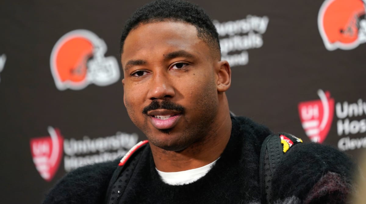 Browns' Myles Garrett responds after Jadeveon Clowney sent home: 'We just  want volunteers, not hostages'