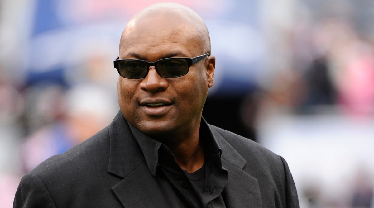 Bo Jackson Shares Inspirational Message for Damar Hamlin