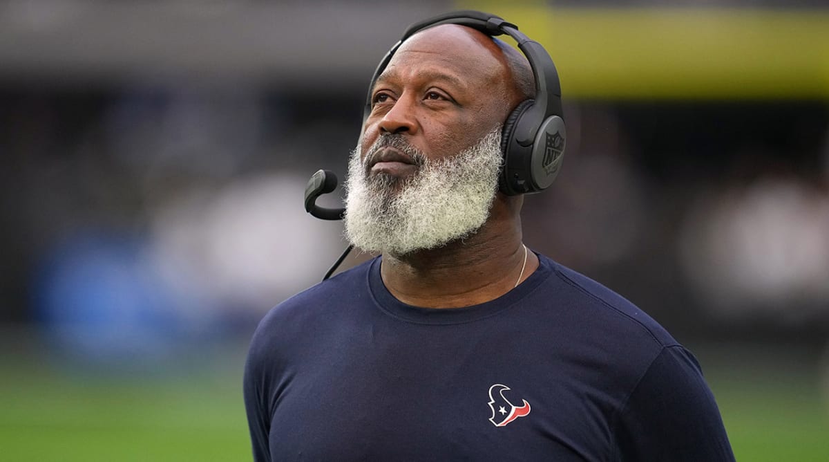 Texans hire Lovie Smith as new head coach - The Boston Globe