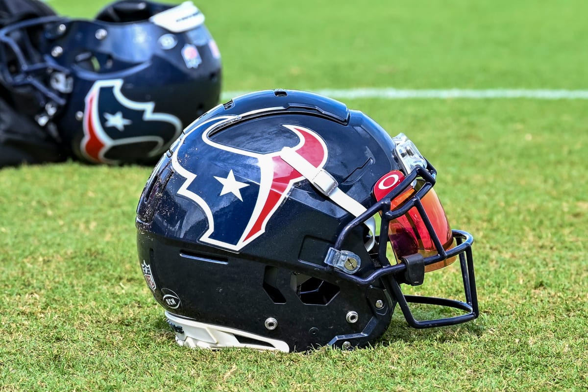 Houston Texans interview former Philadelphia Eagles quarterback for head  coaching job 