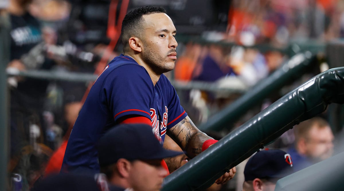 Carlos Correa discusses contract status with Twins