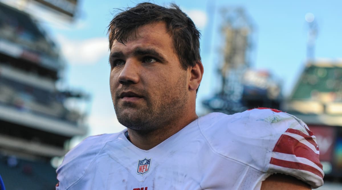 Peyton Hillis' kidneys concerns his doctors after he saved his kids from  drowning