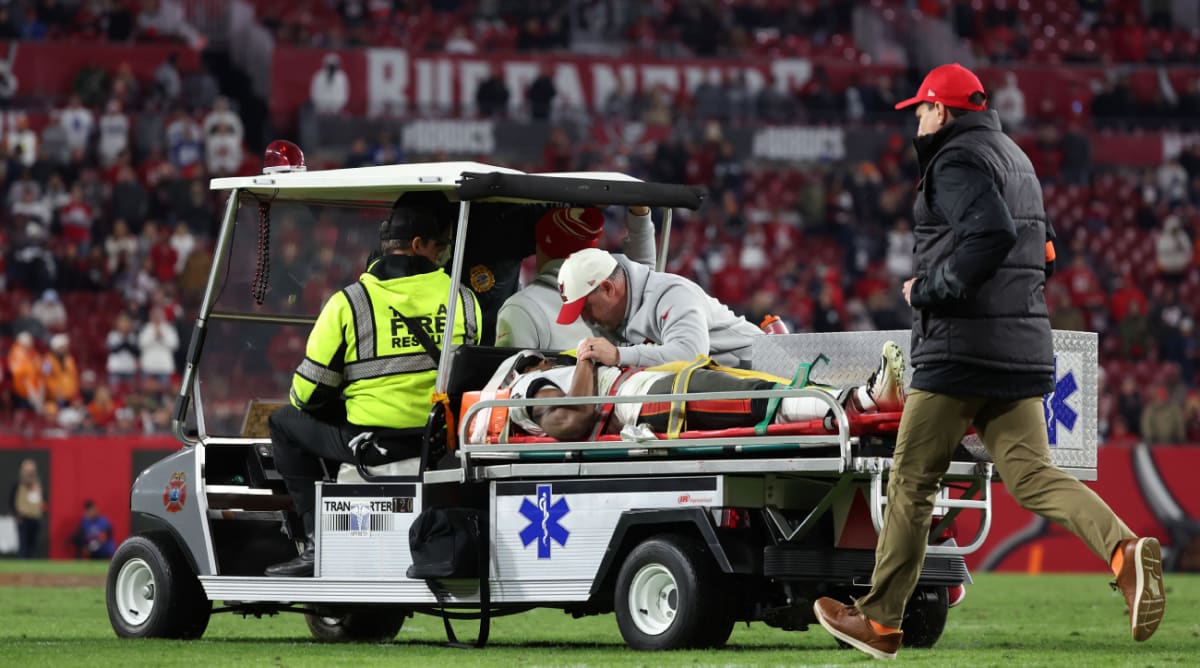 Russell Gage injury update: Bucs WR taken off field on cart at end of Wild  Card game vs. Cowboys - DraftKings Network