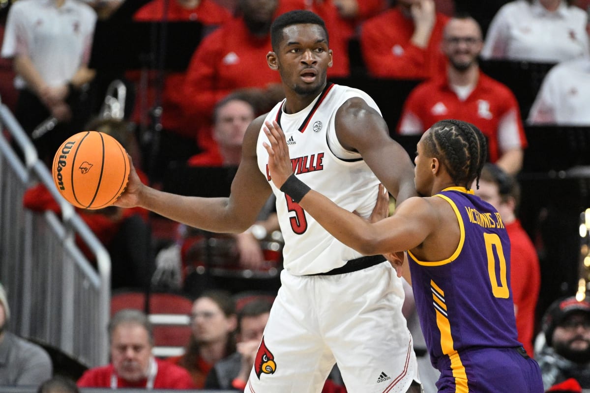 Brandon Huntley-Hatfield back on the court for Louisville basketball