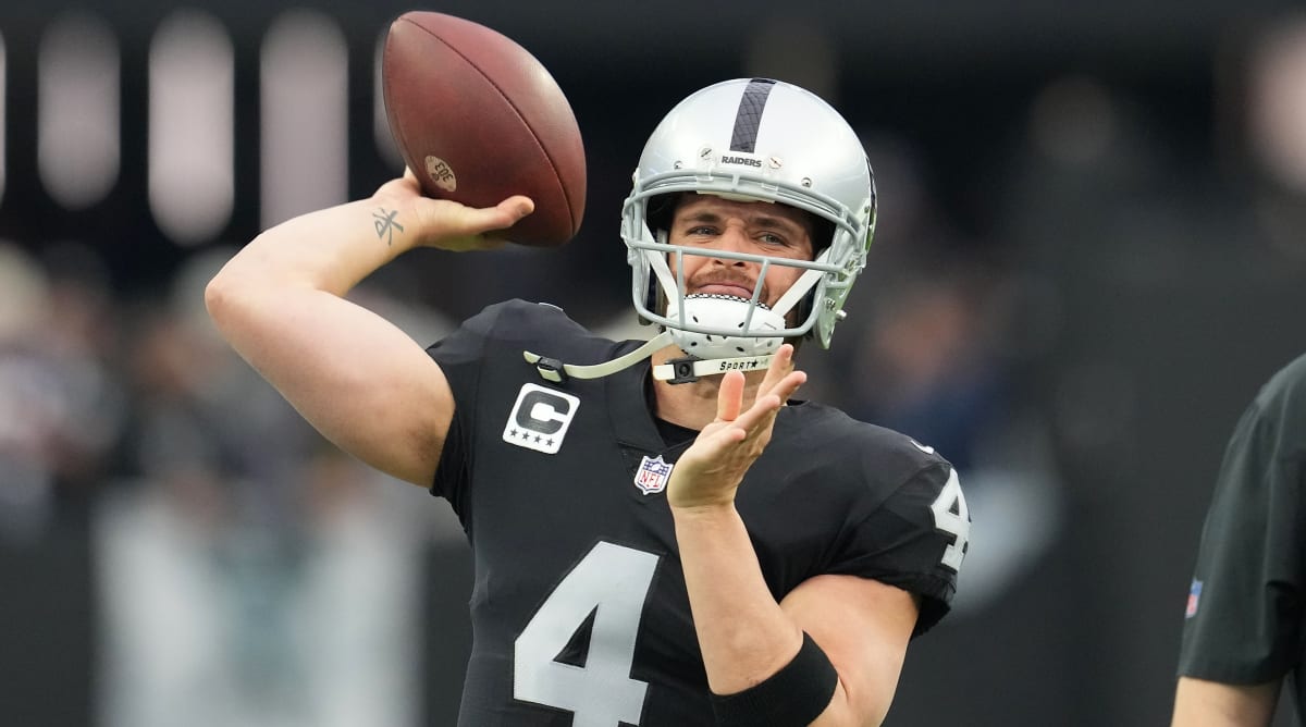 Derek Carr steps away from Las Vegas Raiders after surprise benching, Las  Vegas Raiders