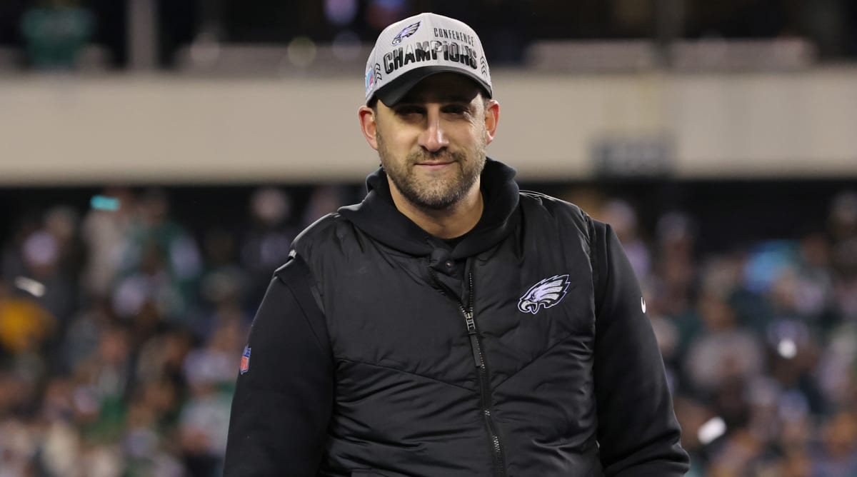 Eagles head coach Nick Sirianni holds press conference one day