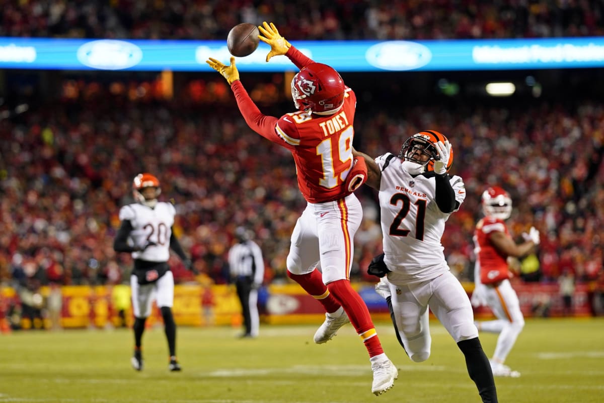 Analyzing the Chiefs' long injury list entering the weekend - BVM Sports