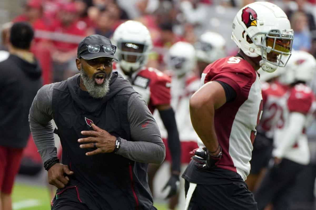 Report: Saints Hiring Marcus Robertson to Coaching Staff