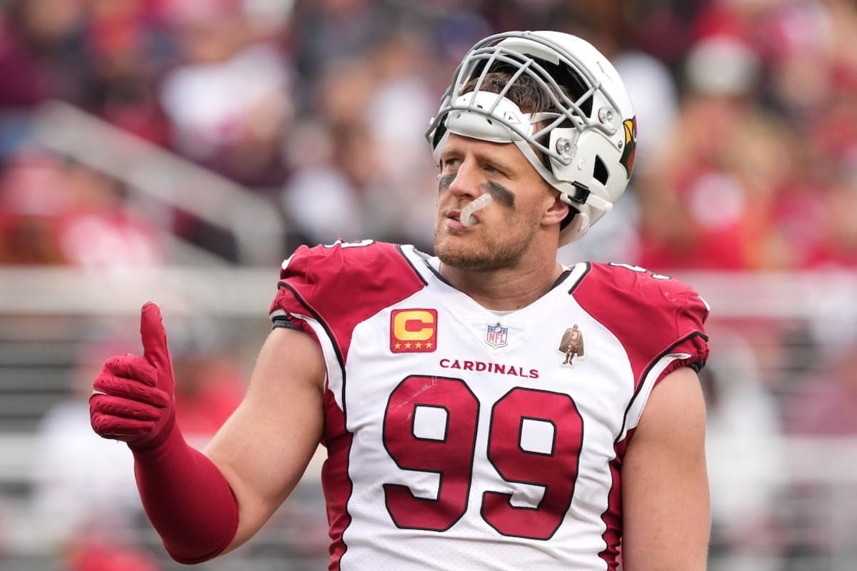 Will J.J. Watt lobby to join his brothers on the Steelers in 2023?