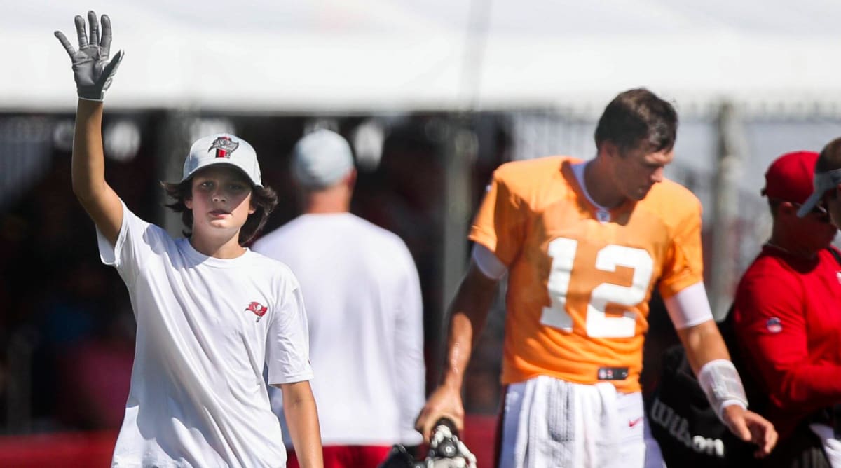 Tom Brady's Son Gets Ball Boy Gig At Buccaneers Practice