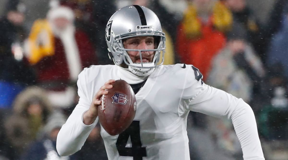 Raiders' Derek Carr can talk to teams about a trade — with