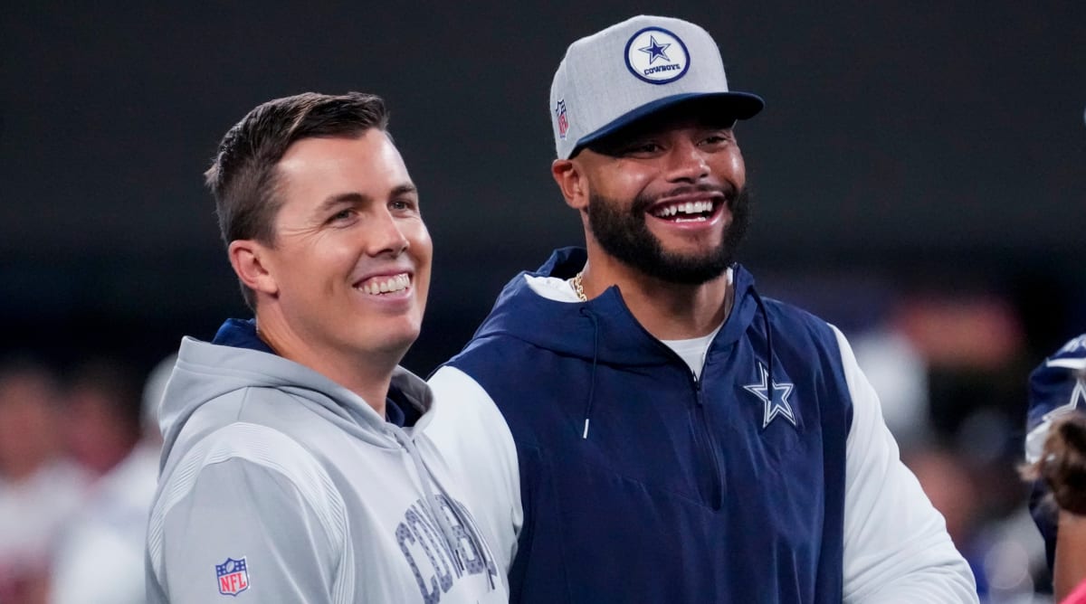 Dak Prescott Shares Mixed Feelings on Cowboys, Moore Split