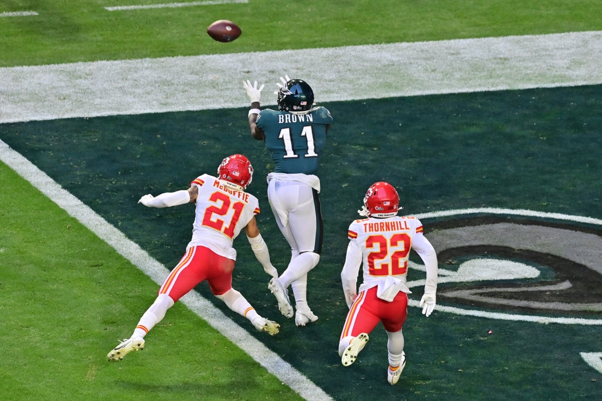 Eagles WR A.J. Brown Readying to Deliver Encore from Last Year 'Sky's