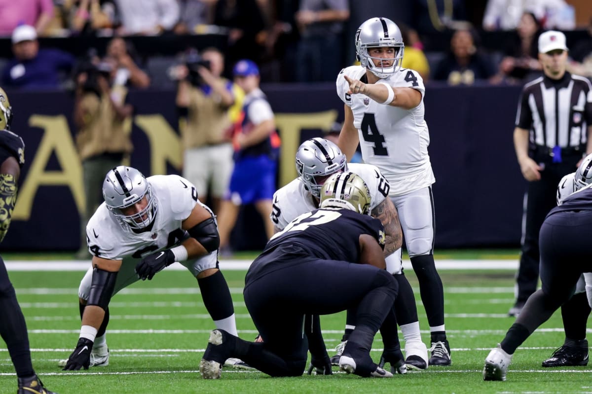 How Signing Derek Carr Affects Saints Draft Strategy