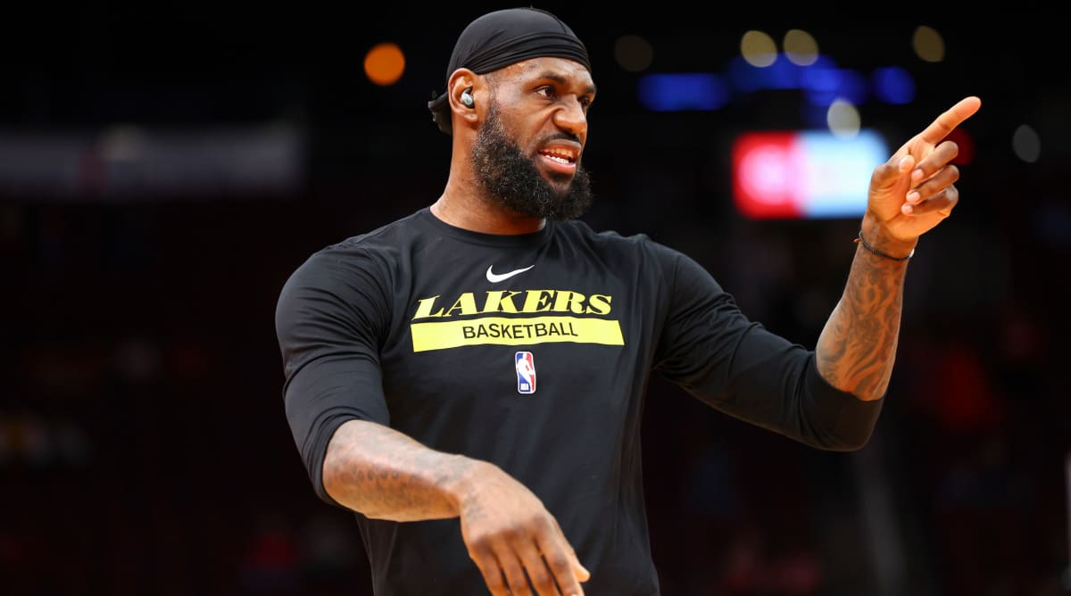 Lakers' LeBron James returns Sunday vs. Bulls: When did he last