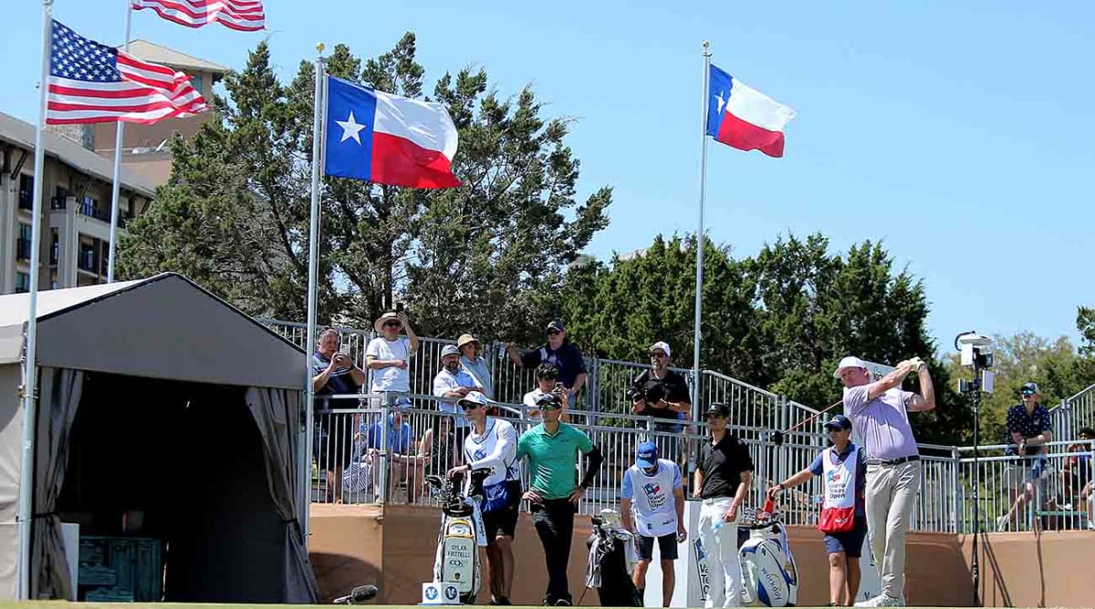 Who is betting what on the Lone Star Series between the Texas