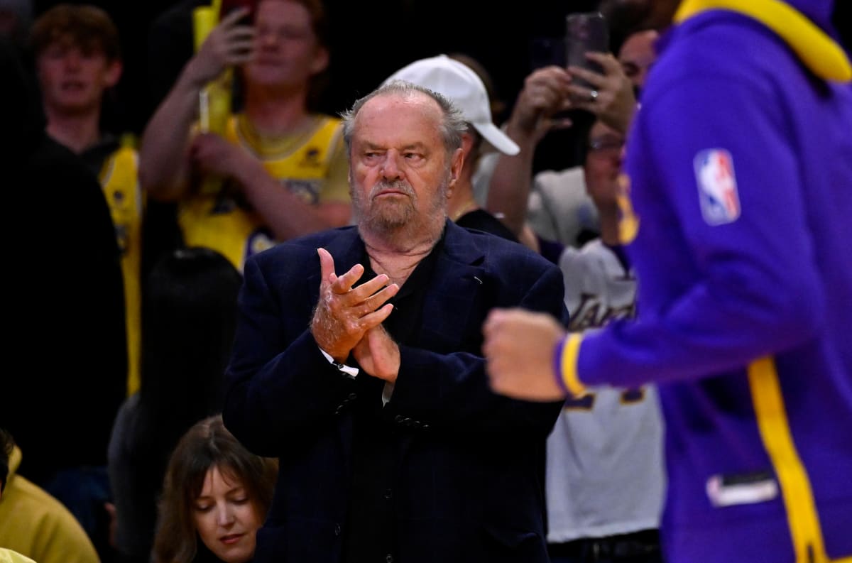 Lakers News Jack Nicholson Back For First In Person La Game Since