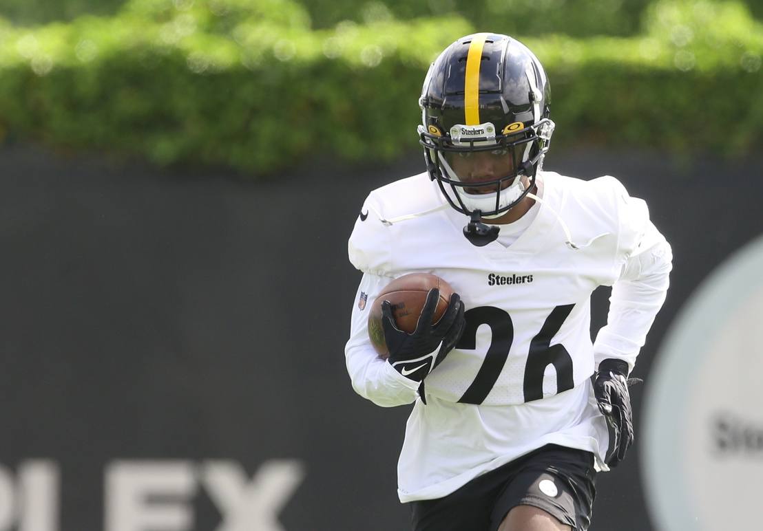 Anthony McFarland Holds Upper Hand In Steelers RB Battle - BVM Sports