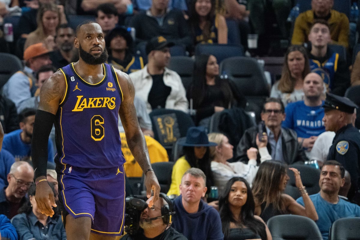 LeBron James Enters his 21st Season with the Lakers Despite Injuries