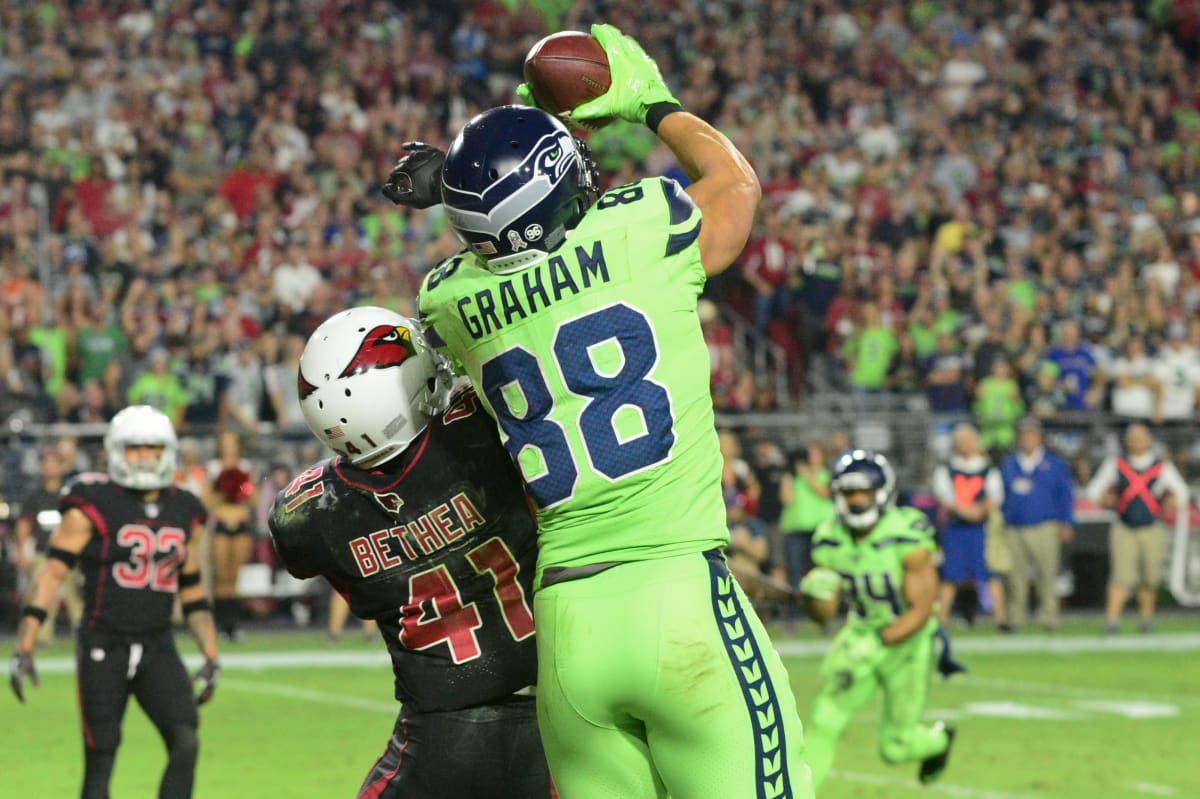 Seahawks Ex Jimmy Graham Injured in Car Accident - BVM Sports