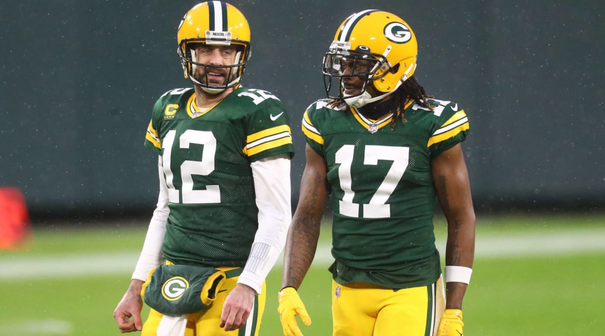 Packers' Davante Adams Responds to Derek Carr Recruiting Him to